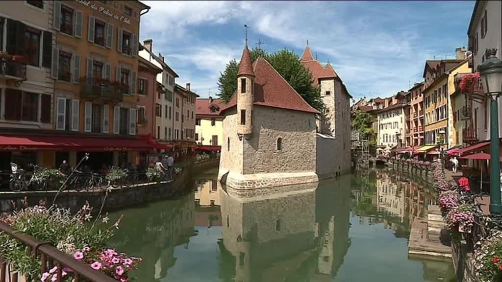Escapade Champetre Panzió Hauteville-sur-Fier Kültér fotó