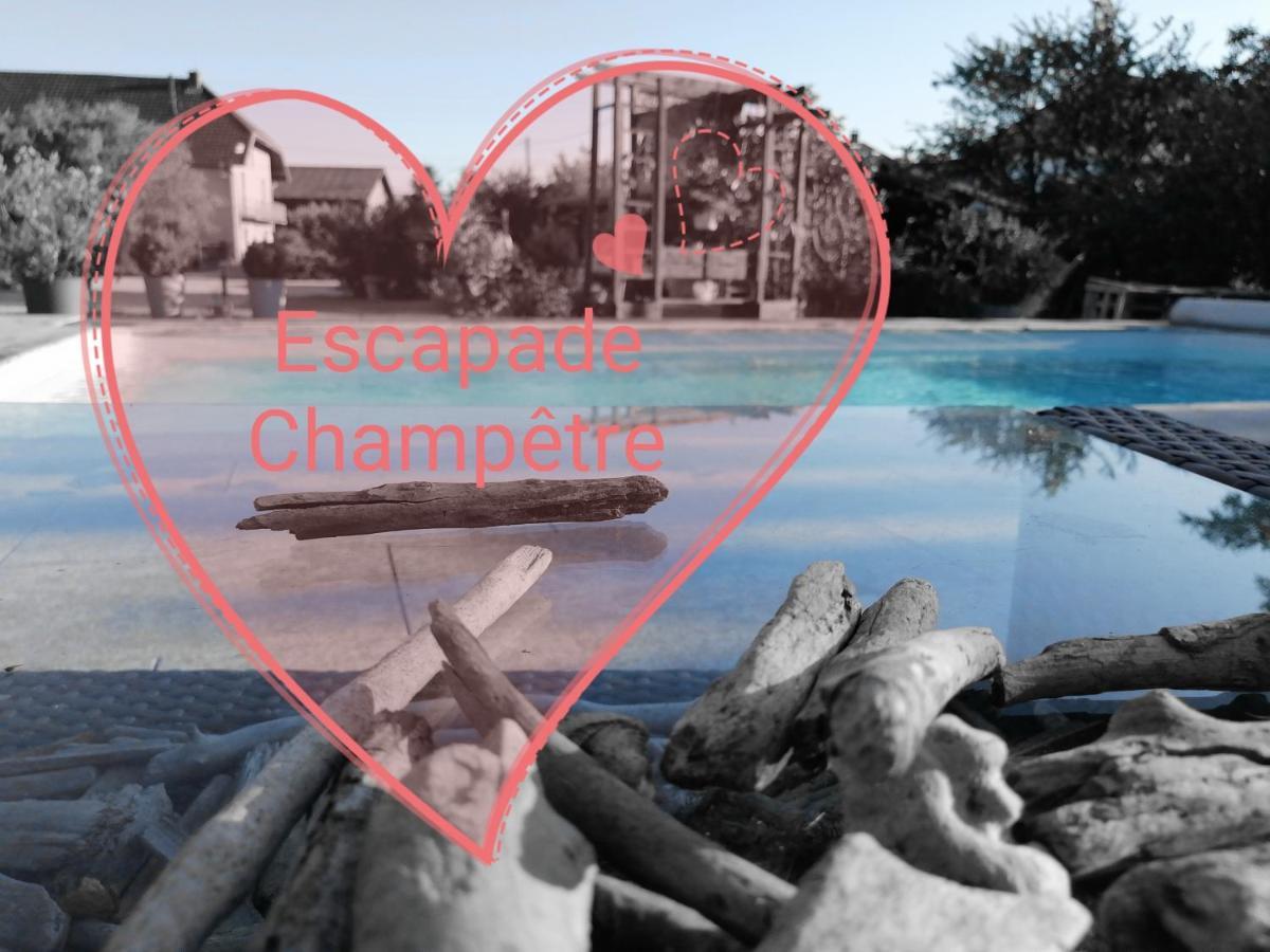 Escapade Champetre Panzió Hauteville-sur-Fier Kültér fotó